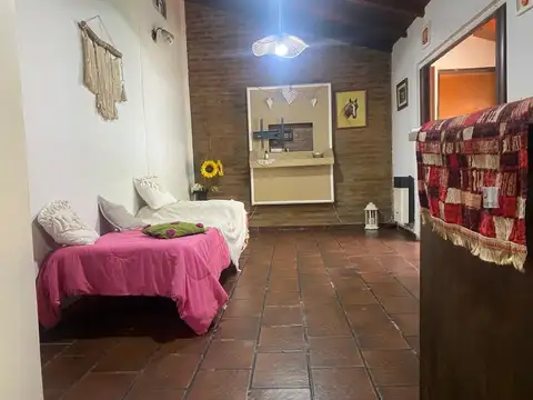 Casa en venta – Ideal dos familias Lanus Oeste