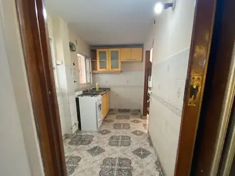 Depto Tipo Casa en Alquiler en Villa Ballester, $ 1.350.000