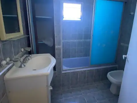 Depto Tipo Casa en Alquiler 35 años