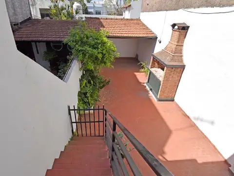 Duplex 3 dormitorios y patio Laprida 2478 Florida