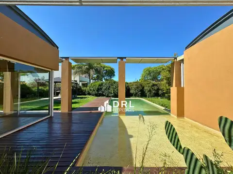 Casa en Alquiler de 3 dormitorios