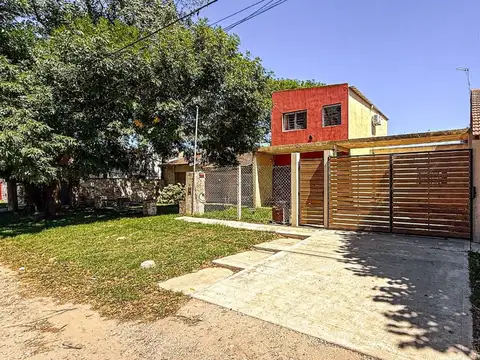 Venta Casa Moderna 4 Ambientes  APTA Credito