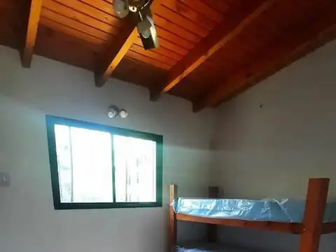 Casa 3 ambientes con 1 baño