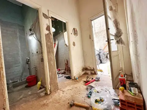 Depto Tipo Casa 2 ambientes con 1 baño