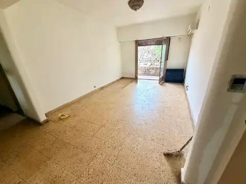 Depto Tipo Casa en Venta en Monte Castro, USD 119.000