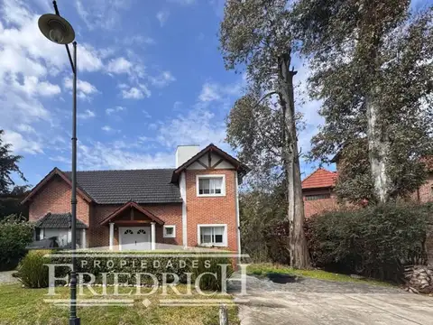 Casa en Venta de 4 dormitorios