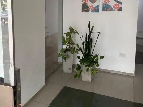 Cornelio Saavedra 165 , Piso 1