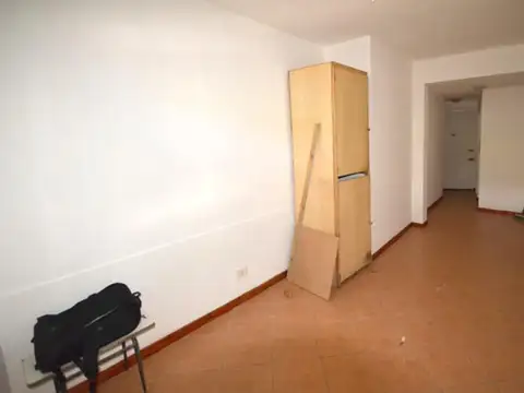Solo oficina, consultorio o esp de guardado NO VIVIENDA 17m2