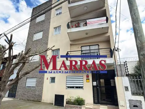 EXCELENTE DPTO 3 AMBIENTES EN DUPLEX