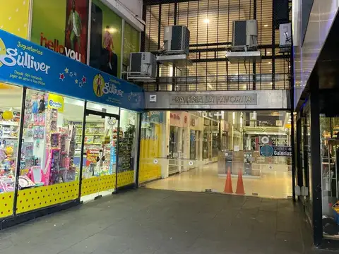 Venta Fondo de Comercio Ropa Niñas y Adolescentes 