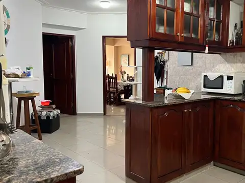 Departamento 5 ambientes con 3 baños
