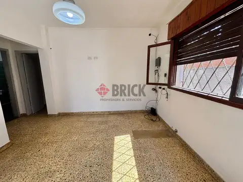 Depto Tipo Casa en Venta en El Palomar, USD 70.000