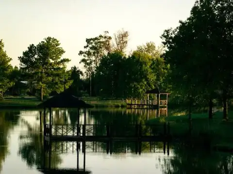 LOTE CON VISTA HACIA EL RIO, SOLARES NORTE (OLIVEROS)