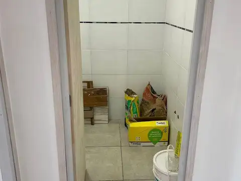Casa en venta - 2 Dormitorios 1 Baño - 202,5Mts2 - Villa Elvira