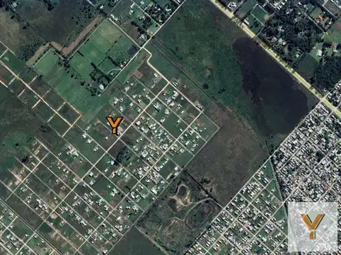 Casa en venta - 2 Dormitorios 1 Baño - 202,5Mts2 - Villa Elvira