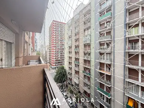 Santiago del Estero al 1552, esquina Diagonal Alberdi Sur