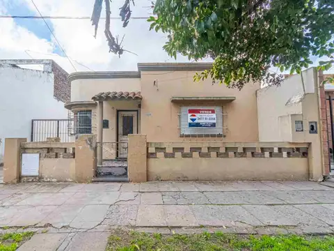 Venta casa dos dormitorios patio y terraza
