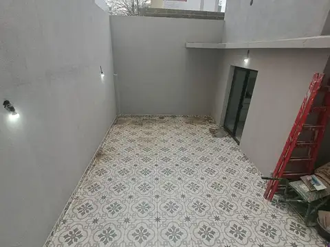 Depto Tipo Casa en Venta en Villa Saenz Peña, USD 165.000