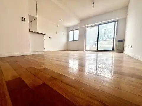 Departamento en Alquiler con 1 cochera