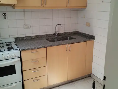 Depto Tipo Casa en Alquiler al Sureste