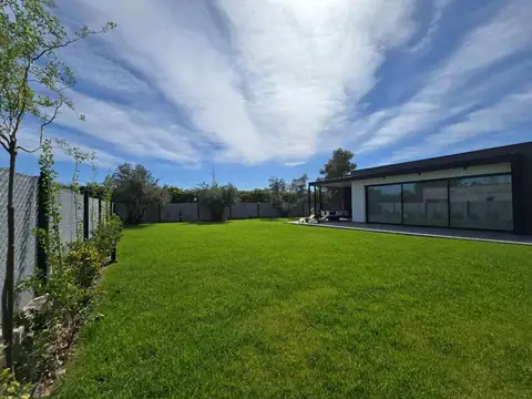 Casa 3 ambientes con 3 baños