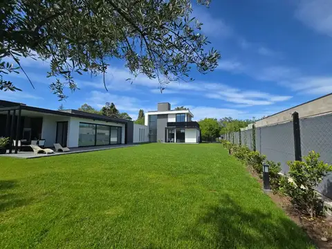 Casa en Venta 1 año