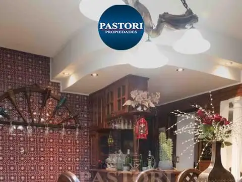 Depto Tipo Casa en Venta de 4 dormitorios