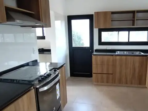 Casa en Venta en El Cantón - Barrio Islas, USD 250.000