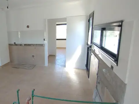 Casa 4 ambientes con 3 baños