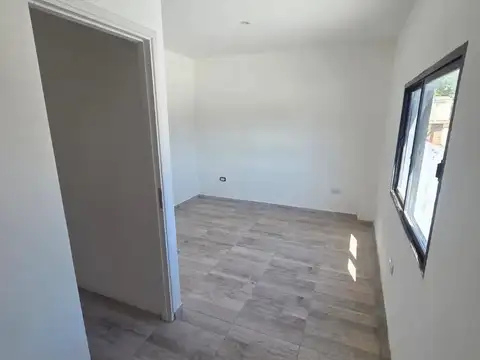 Depto Tipo Casa 3 ambientes con 1 baño