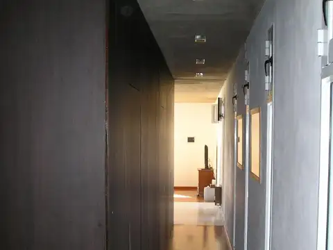 Casa 5 ambientes con 4 baños