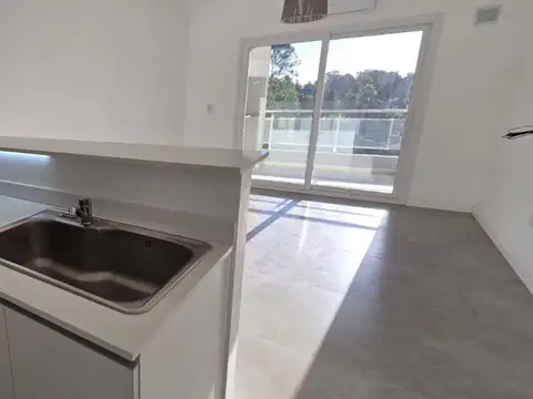Departamento en Alquiler en Canning, $ 900.000