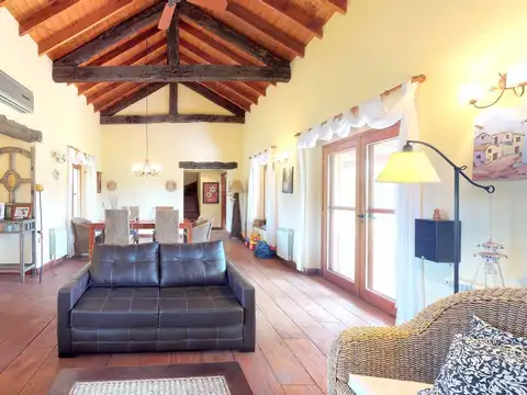 Casa en Venta de 4 dormitorios