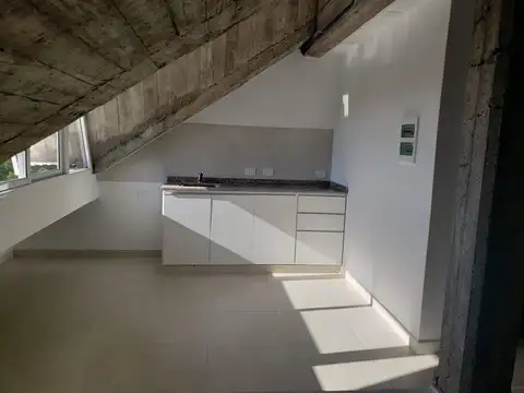 Monteagudo 5400, Piso 2