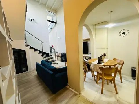 Depto Tipo Casa 4 ambientes con 1 baño