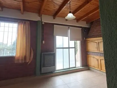 Depto Tipo Casa en Venta en Puerto Madryn, USD 53.000