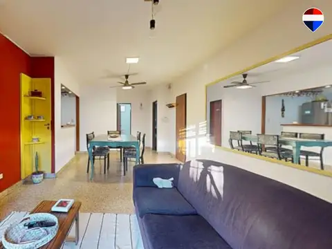 VENTA CASA 3 AMBIENTES EN BANFIELD CON COCHERA