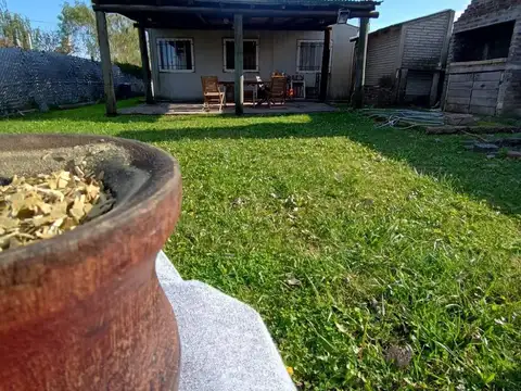 Casa Tipo Americana 3 dormitorios Pileta Domselaar