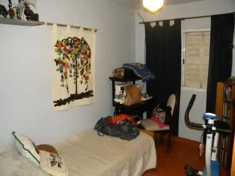 Montiel e/ Álvarez y 2 de Abril de 1982