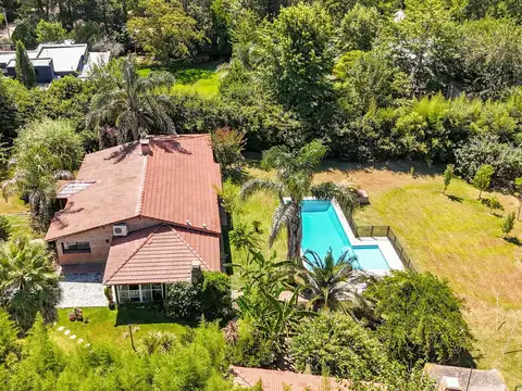 casa quinta en venta permuta en Loma Verde  Escobar