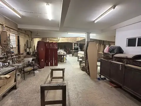 Casa / Lote En VENTA Construible