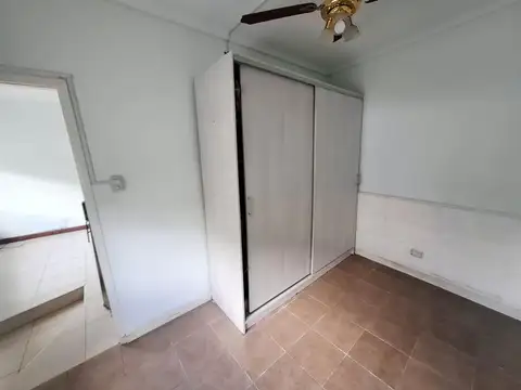 Depto Tipo Casa 2 ambientes con 1 baño