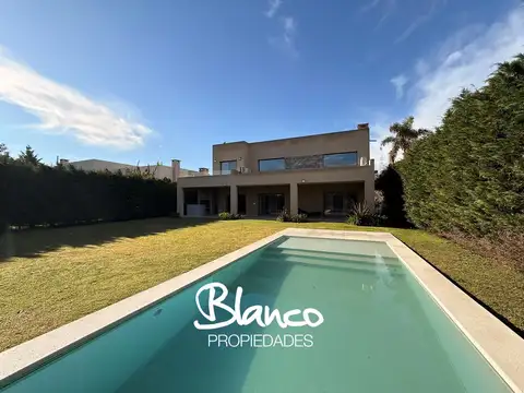 Casa  en Venta en La Lomada, Pilar, G.B.A. Zona Norte