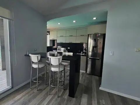 Departamento en Alquiler de 3 dormitorios