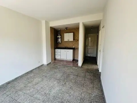 Buenos Aires 5600, Piso 1