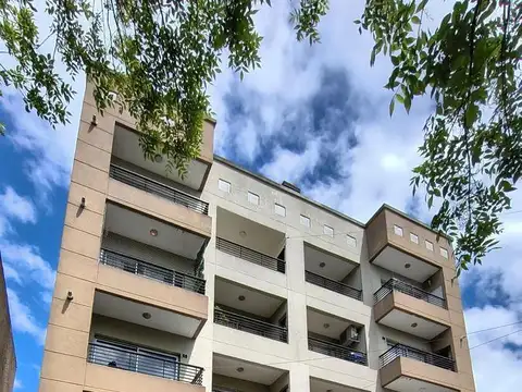 Departamento Monoambiente con Cochera en Venta en Monte Grande