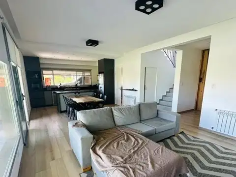Casa en Venta en Pilar del Este - Santa Emilia, USD 240.000