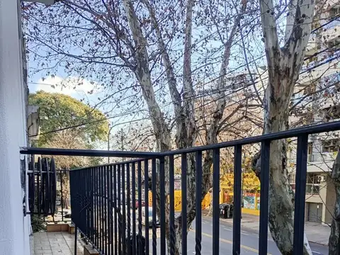 DPTO TIPO PH CON BALCÓN AL FRENTE Y TERRAZA 1°P p/esc