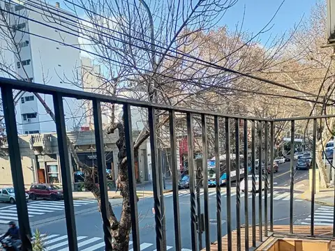 Avenida Caseros 3700