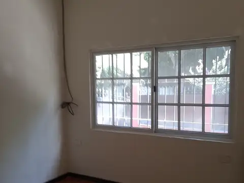 Depto Tipo Casa en Alquiler de 2 dormitorios